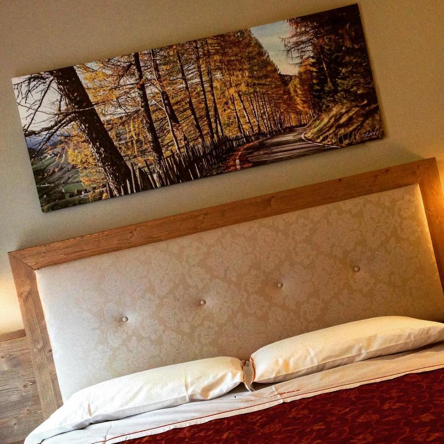 Hotel Alpina ピンツォーロ エクステリア 写真